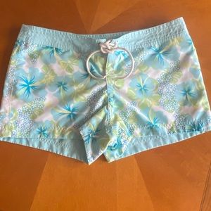 Miken reversible size 6 shorts